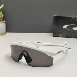 Picture of Oakley Sunglasses _SKUfw56864200fw